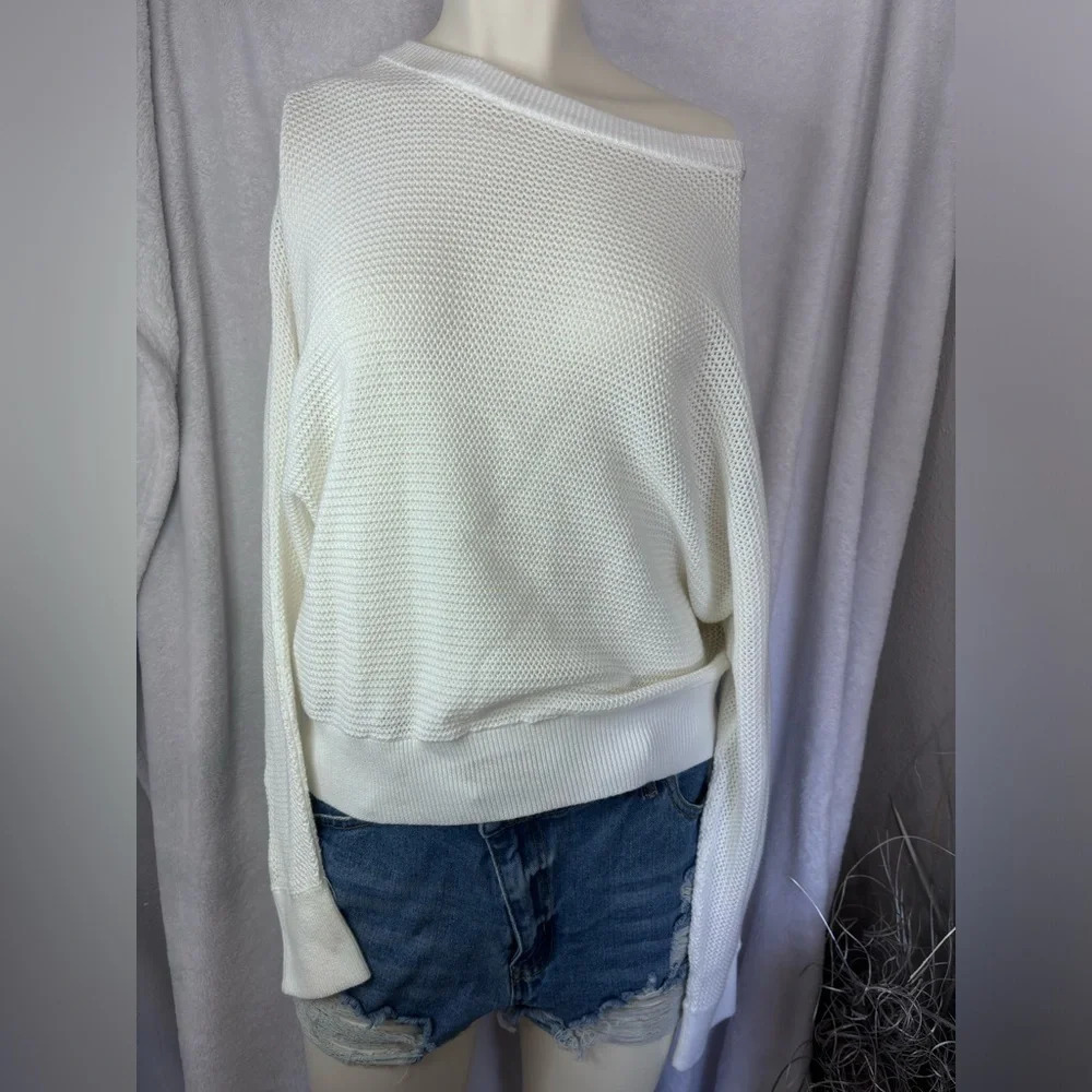 Prologue Off Shoulder Pullover Knit Sweater Lightweight White Size S